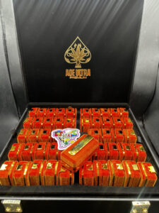 ACE Ultra Premium 2g Disposable Classic Black Badge Collection