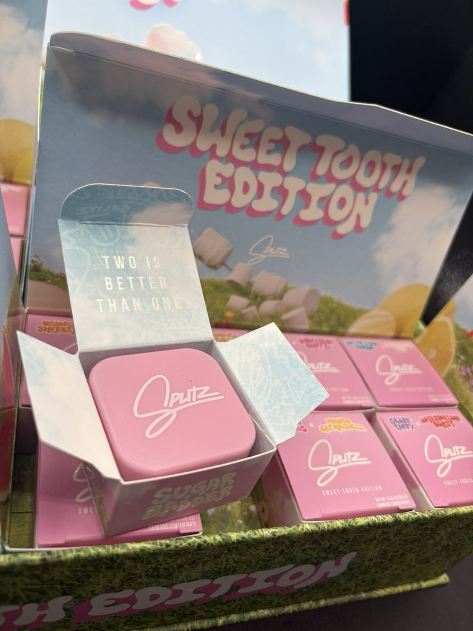 Splitz Sweet Tooth Edition Sugar x Badder Cannabis Concentrate Splitz Sweet Tooth Edition Sugar x Badder Cannabis Concentrate